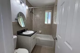 400 Metcalf Ct, West Palm Beach, FL 33407 - Photo 17