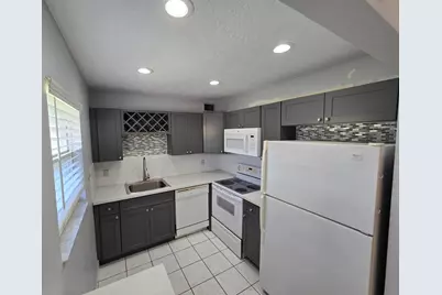 89 Saxony B #B, Delray Beach, FL 33446 - Photo 3