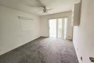 89 Saxony B, Delray Beach, FL 33446 - Photo 15