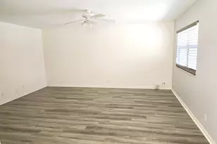 89 Saxony B, Delray Beach, FL 33446 - Photo 7