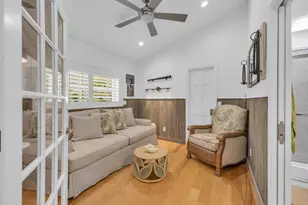 376 Live Oak Dr, Vero Beach, FL 32963 - Photo 17