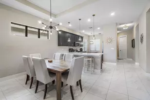 16070 Key Biscayne Ln, The Acreage, FL 33470 - Photo 11