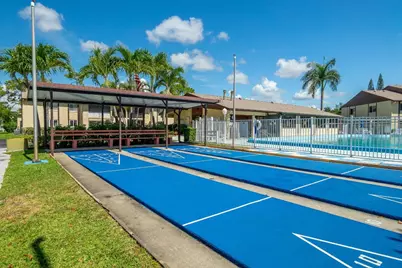 318 Pine Ridge Circle #C2, Greenacres, FL 33463 - Photo 27