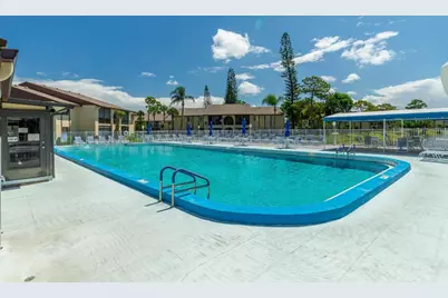 318 Pine Ridge Circle #C2, Greenacres, FL 33463 - Photo 25