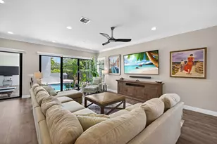 5041 Grandiflora Rd, Palm Beach Gardens, FL 33418 - Photo 11