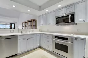 543 Bay Colony Dr N, Juno Beach, FL 33408 - Photo 19