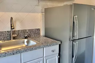 101 S Golfview Rd, Lake Worth Beach, FL 33460 - Photo 9