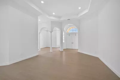 8873 Via Brilliante, Wellington, FL 33411 - Photo 15