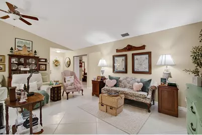 5707 Parkwalk Circle E, Boynton Beach, FL 33472 - Photo 11