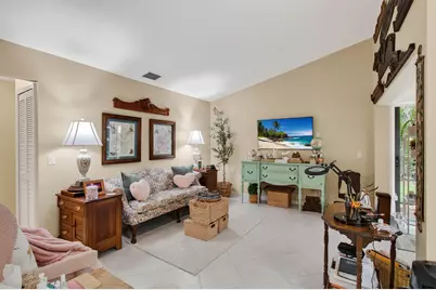 5707 Parkwalk Circle E, Boynton Beach, FL 33472 - Photo 13