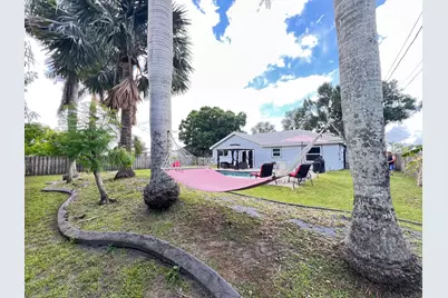 970 SW Versailles Avenue, Port Saint Lucie, FL 34953 - Photo 3