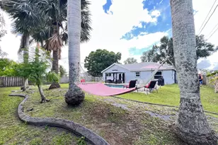 970 SW Versailles Ave, Port Saint Lucie, FL 34953 - Photo 3