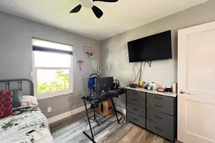 970 SW Versailles Ave, Port Saint Lucie, FL 34953 - Photo 21