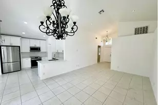 2014 Normandy Cir, West Palm Beach, FL 33409 - Photo 13