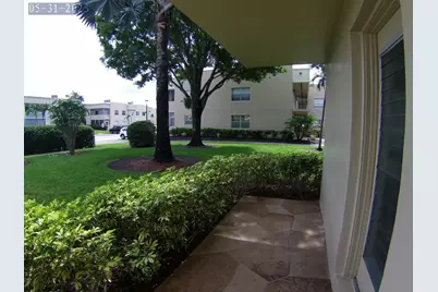865 Flanders S, Delray Beach, FL 33484 - Photo 3