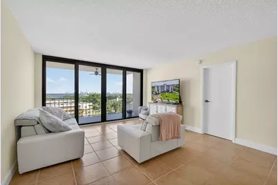 336 Golfview Road #905, North Palm Beach, FL 33408 - Photo 15