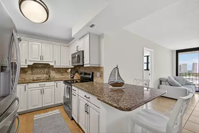 336 Golfview Road #905, North Palm Beach, FL 33408 - Photo 15