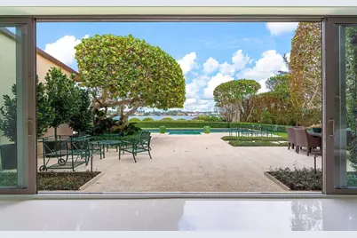 748 Island Drive, Palm Beach, FL 33480 - Photo 17