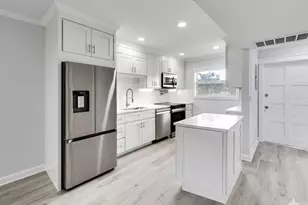 28 Yacht Club Dr, North Palm Beach, FL 33408 - Photo 1