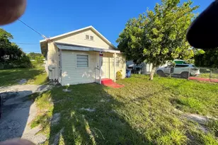 1610 N 14th St, Fort Pierce, FL 34950 - Photo 1