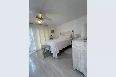 49 Mansfield B, Boca Raton, FL 33434 - Photo 11
