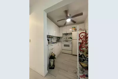 49 Mansfield B, Boca Raton, FL 33434 - Photo 9