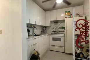 49 Mansfield B, Boca Raton, FL 33434 - Photo 9
