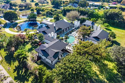 8549 Surrey Lane, Boca Raton, FL 33496 - Photo 3