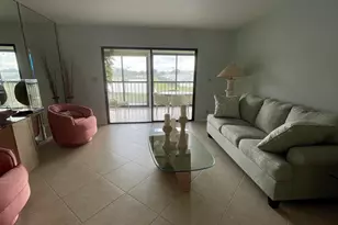 6866 Huntington Ln, Delray Beach, FL 33446 - Photo 5