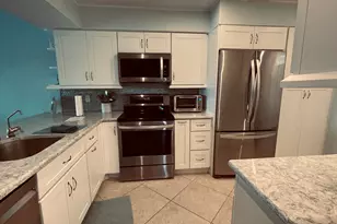 6866 Huntington Ln, Delray Beach, FL 33446 - Photo 3