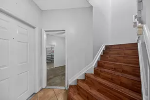 6600 Catalina Ln, Tamarac, FL 33321 - Photo 7