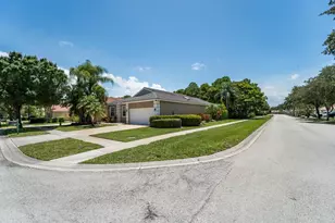 3002 SE Brierwood Pl, Stuart, FL 34997 - Photo 19