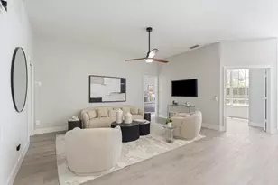 1082 Bedford Ave, West Palm Beach, FL 33403 - Photo 9