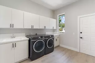 1082 Bedford Ave, West Palm Beach, FL 33403 - Photo 27