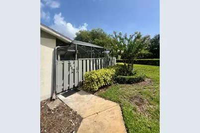 1431 Captains Walk #17, Fort Pierce, FL 34950 - Photo 17