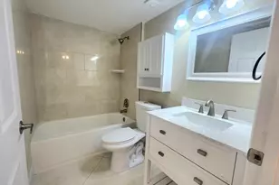 3178 Via Poinciana 402, Lake Worth, FL 33467 - Photo 15