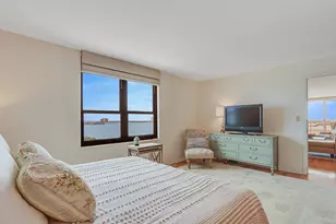 5480 N Ocean Dr, Singer Island, FL 33404 - Photo 23