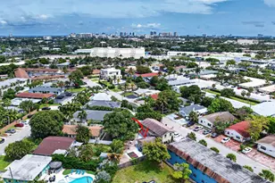 711 NE 14th St, Fort Lauderdale, FL 33304 - Photo 1