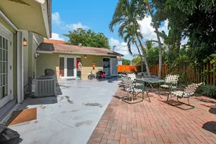 711 NE 14th St, Fort Lauderdale, FL 33304 - Photo 3