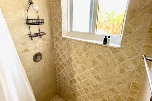 711 NE 14th St, Fort Lauderdale, FL 33304 - Photo 11