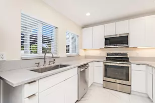 369 Valley Forge Rd, West Palm Beach, FL 33405 - Photo 9