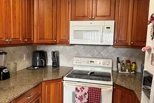 8833 Bella Vista Dr, Boca Raton, FL 33433 - Photo 11