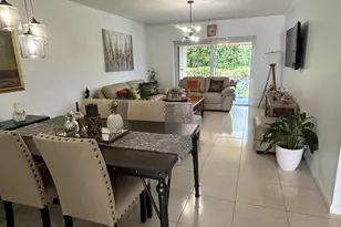 8833 Bella Vista Dr, Boca Raton, FL 33433 - Photo 5