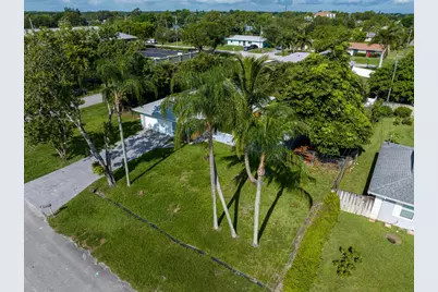 106 NW Broadview Street, Port Saint Lucie, FL 34983 - Photo 39