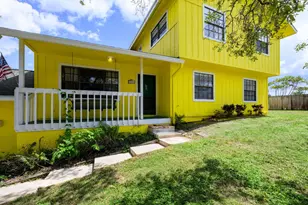 9291 SE Duncan St, Hobe Sound, FL 33455 - Photo 5