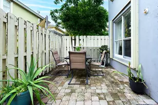 4043 Lake Tahoe Cir, West Palm Beach, FL 33409 - Photo 19