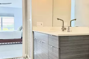 4164 Inverrary Dr, Lauderhill, FL 33319 - Photo 9