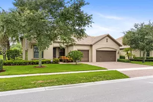 4615 Siena Cir, Wellington, FL 33414 - Photo 3