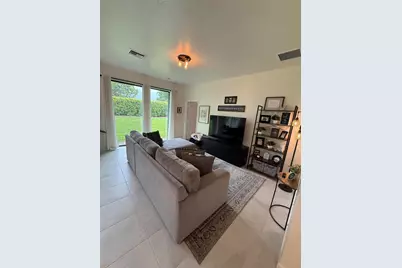 10031 W Villa Circle, Vero Beach, FL 32966 - Photo 11