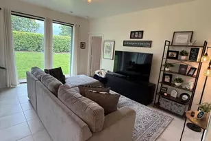 10031 W Villa Cir, Vero Beach, FL 32966 - Photo 11